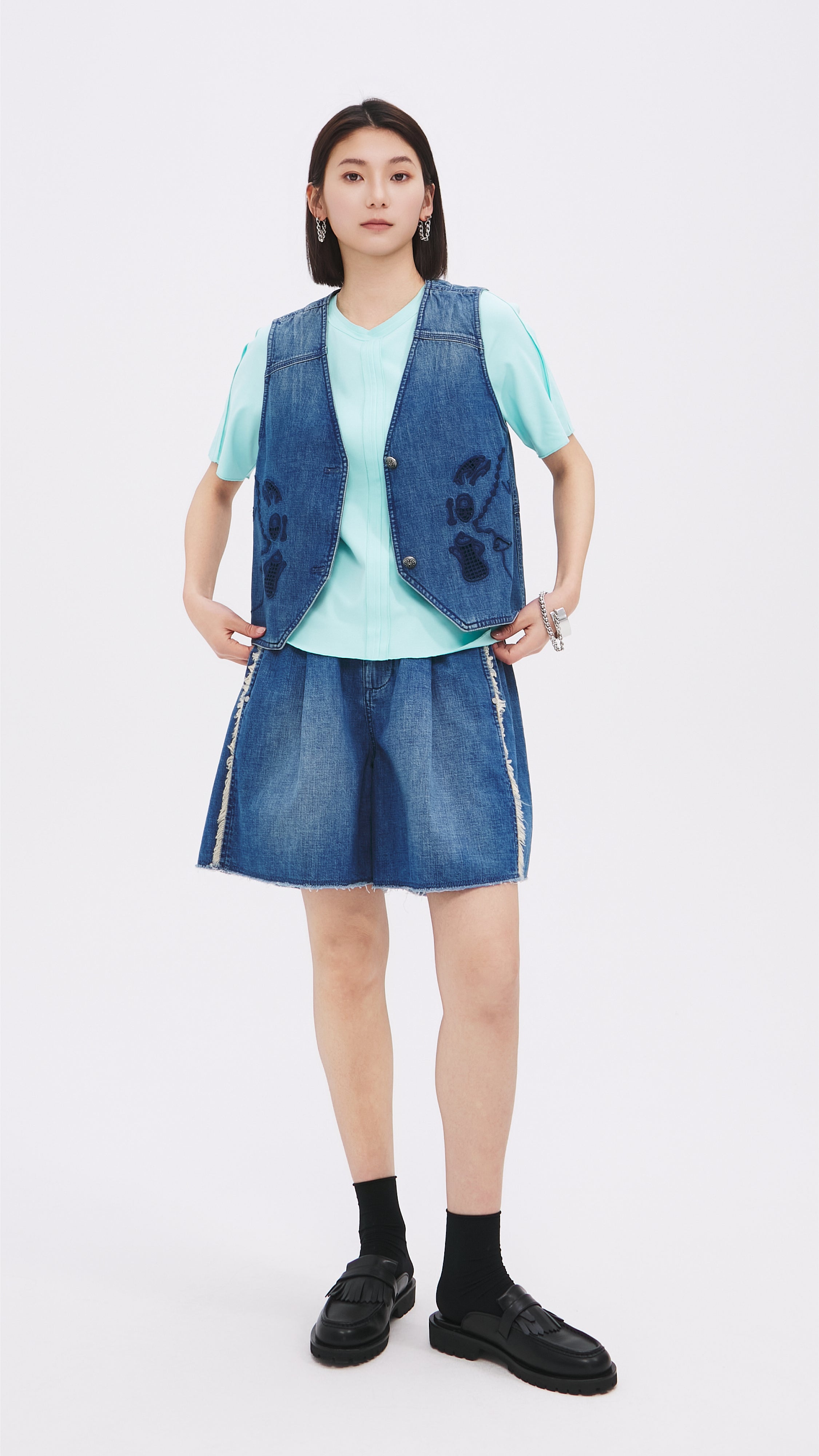 Tucks-trimmed T-Shirt